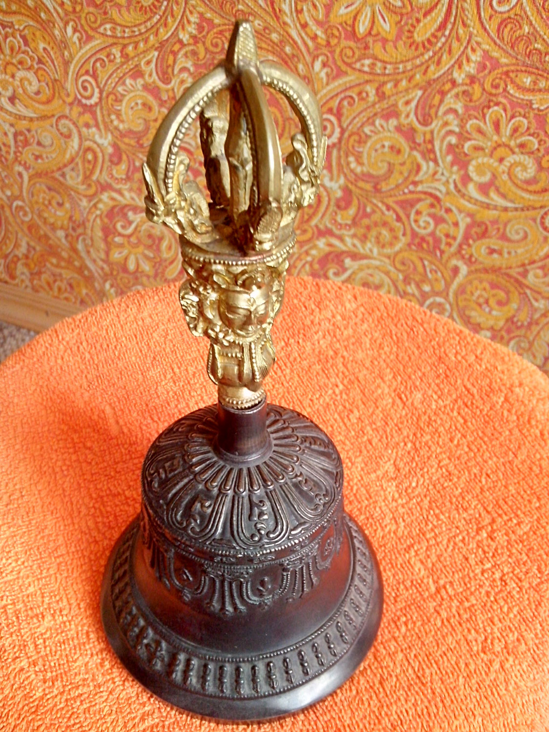 Буддистский колокол черный