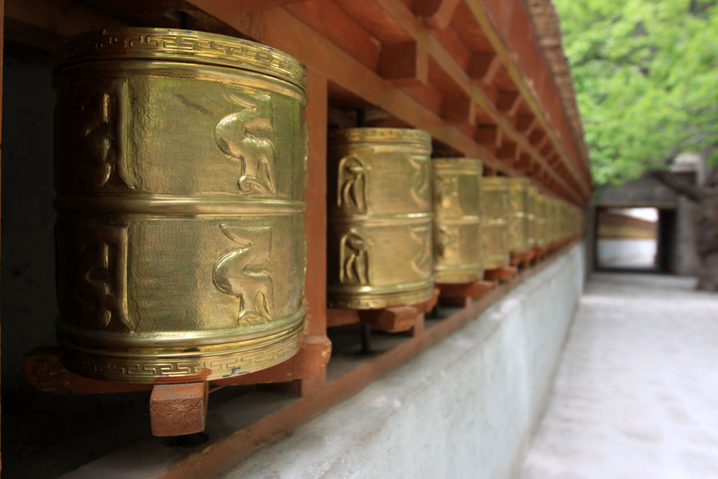 Молитвенные барабаны в монастыре Алчи (Alchi Gonpa)