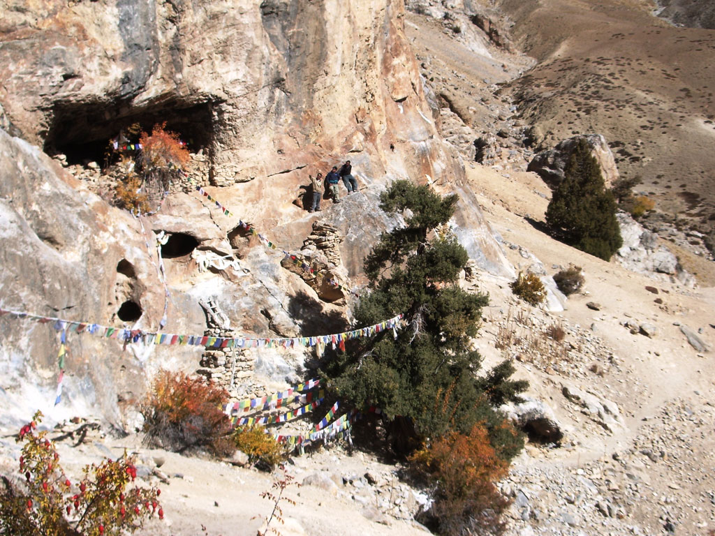 Аргиен Дзонг (Argien Dzong) место 12 летней медитации Падмасамбхавы