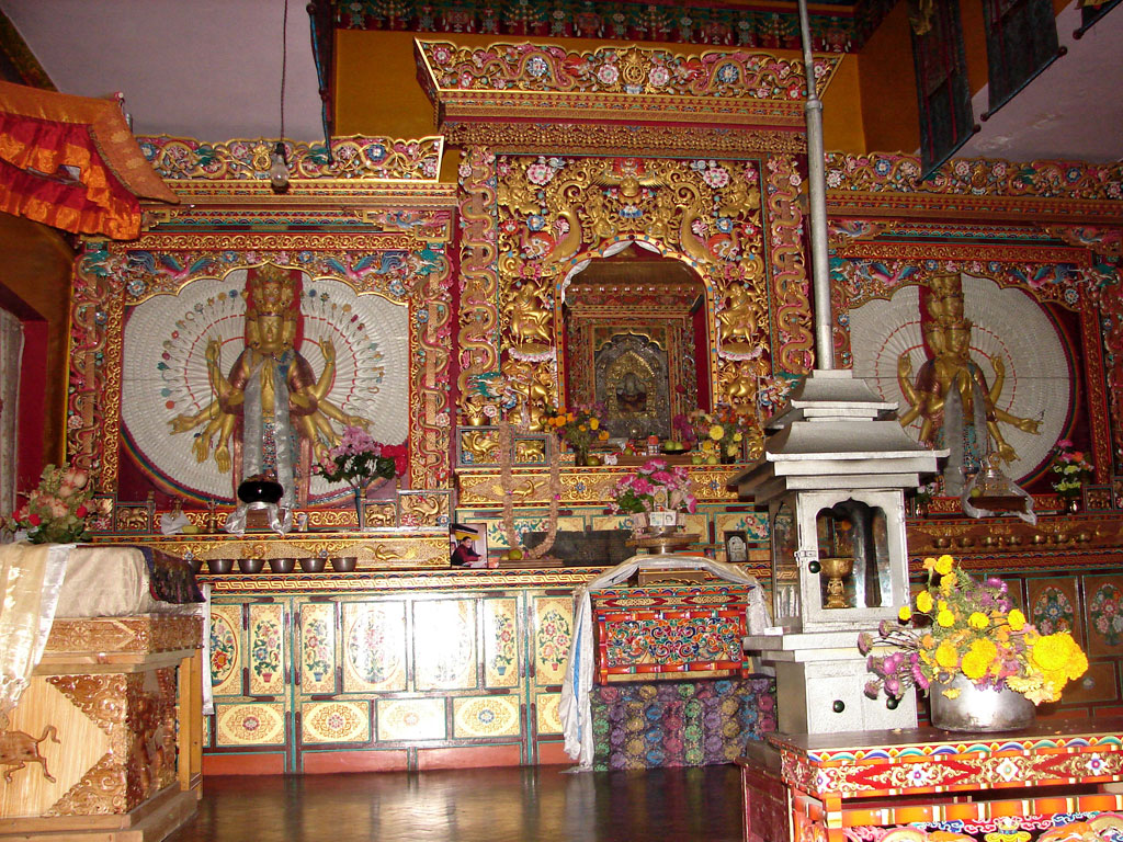 Авалокитешвара| Ченрезиг Гомпа (Chanraszing, Jainraisig Gonpa)