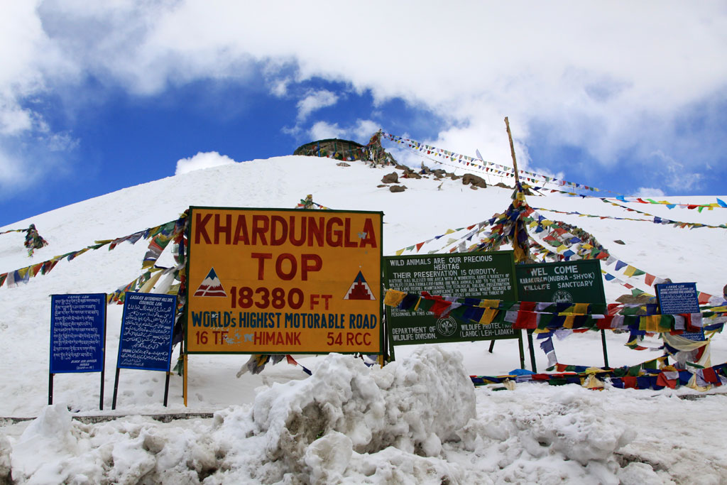 Перевал Кардунг Ла (KhardungLa) 5359-5602 м