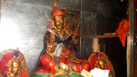 Падмасамбхава. Храм у статуи Майтрейи (Chamba statue)