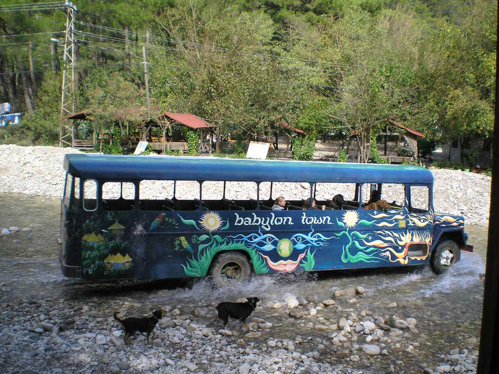 Местный автобус, Олимпос, Турция